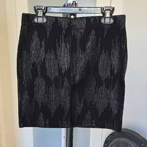 Forever 21 Black and Silver Pencil Skirt